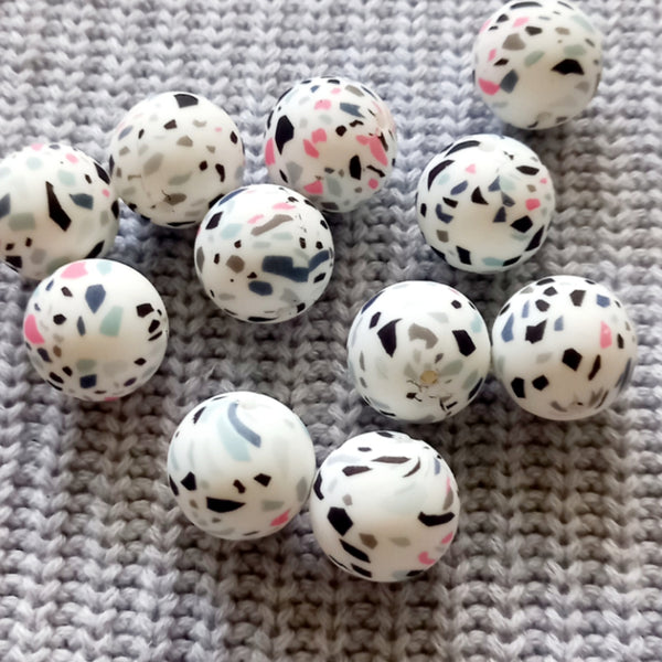 19mm PATTERNED Round (price per bead)