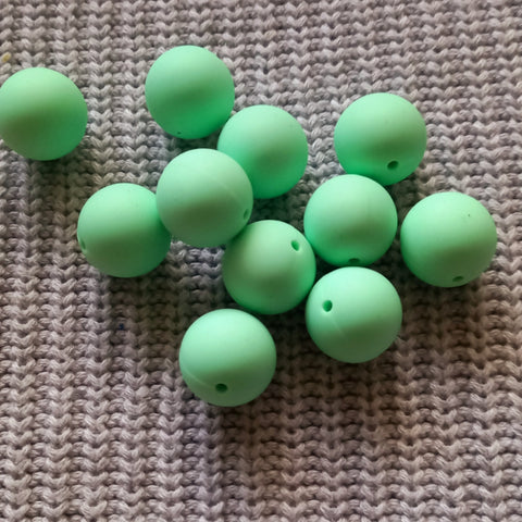 12mm PLAIN ROUND (price per bead)